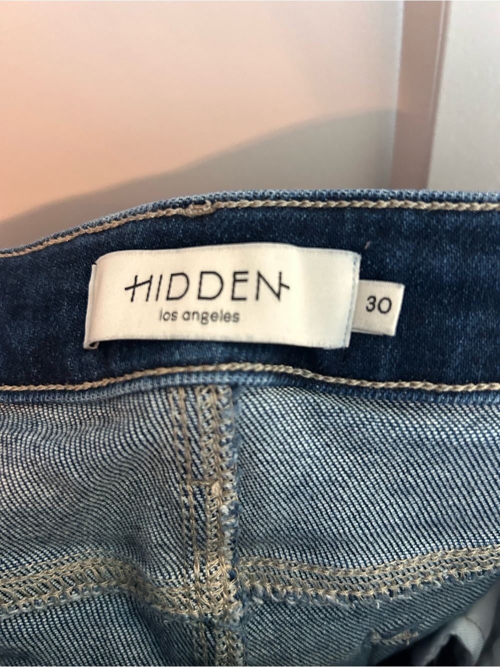 Frayed Hidden Jeans Size 30 - Picture 6 of 7